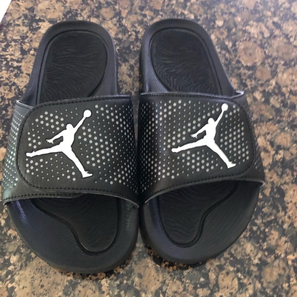 jordan slides youth